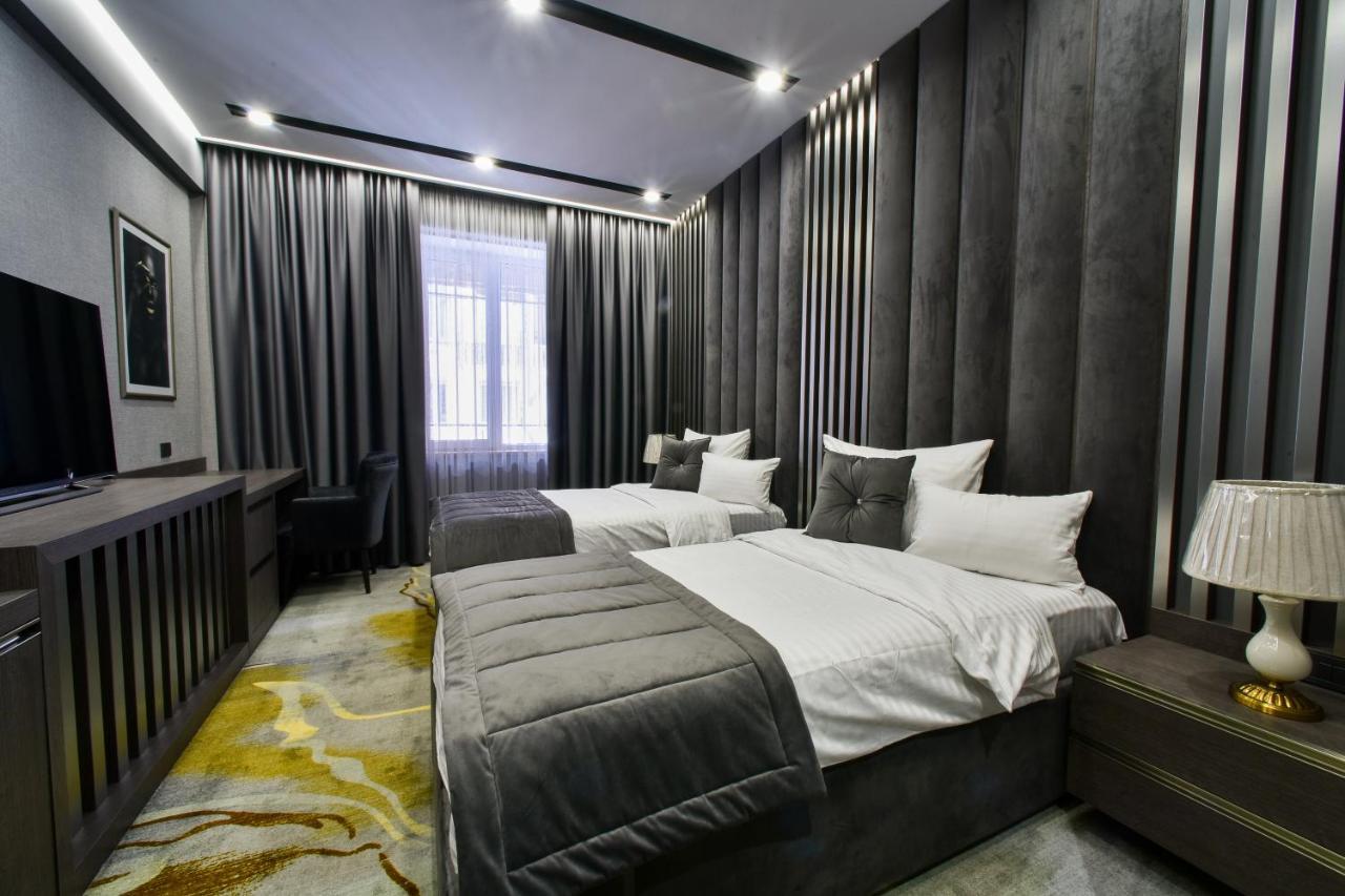 Bourbon Boutique Hotel Jereván Kültér fotó