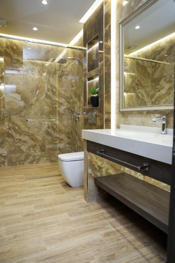 Bourbon Boutique Hotel Jereván Kültér fotó