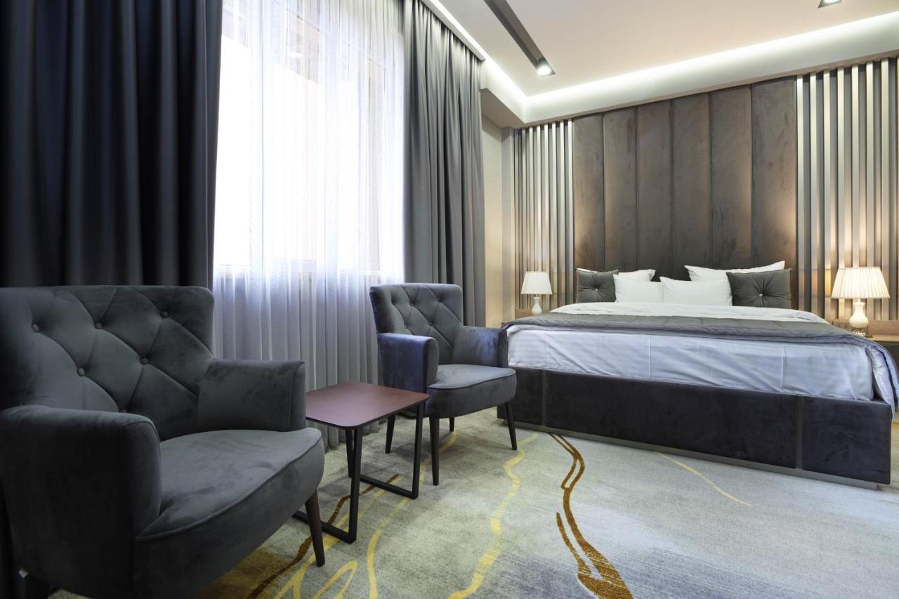 Bourbon Boutique Hotel Jereván Kültér fotó