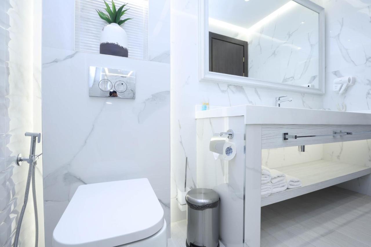Bourbon Boutique Hotel Jereván Kültér fotó