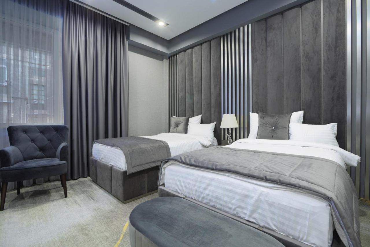 Bourbon Boutique Hotel Jereván Kültér fotó